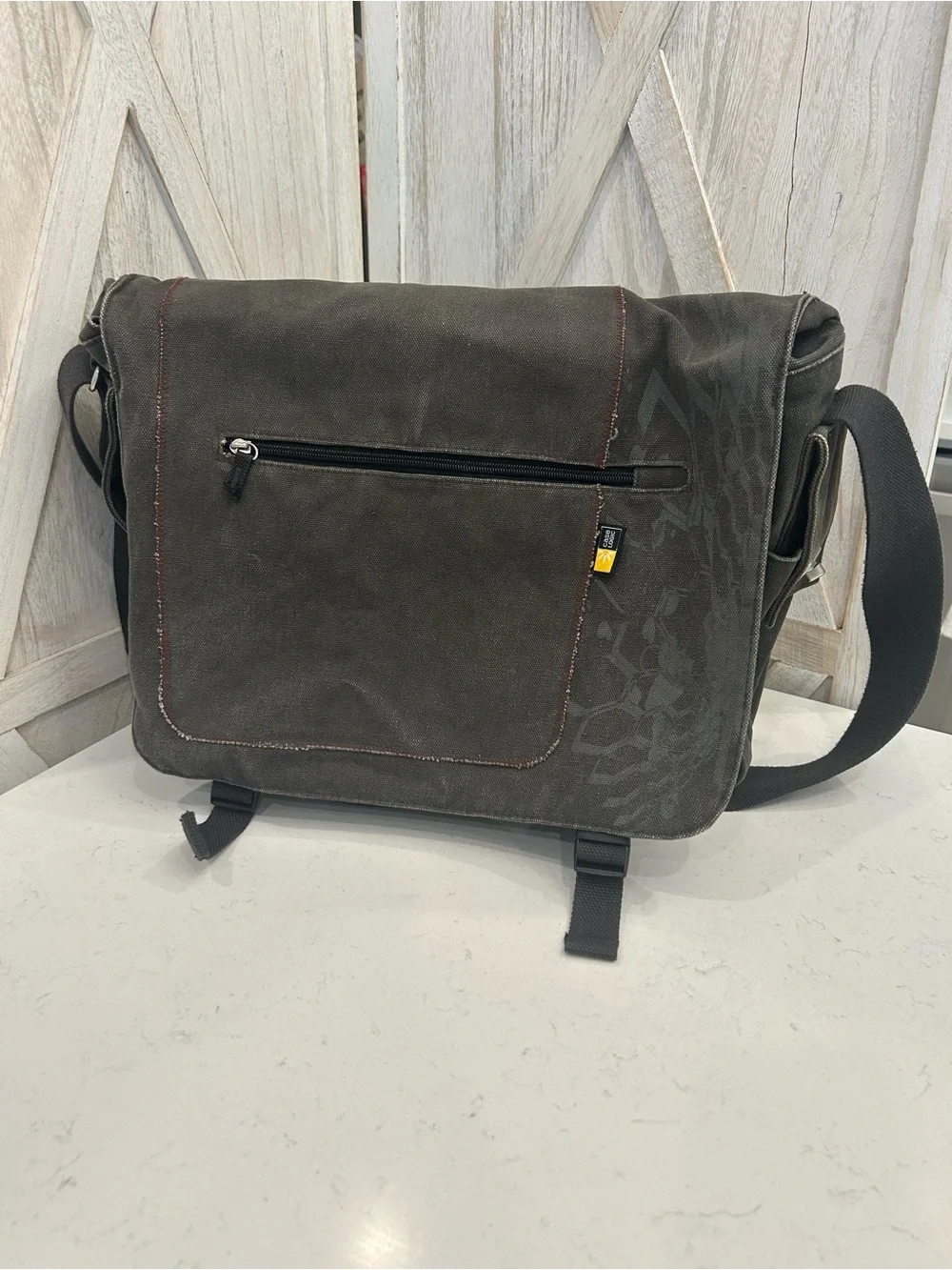 Canvas Laptop Messenger Bag for Men in Dark Gray